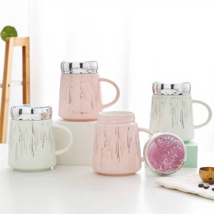 Gold Gypsophila Ceramic Mug with Lid 16.9oz