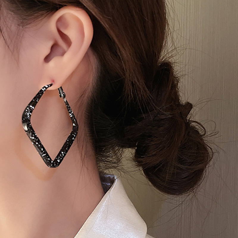 Square Black&White Drop Earrings